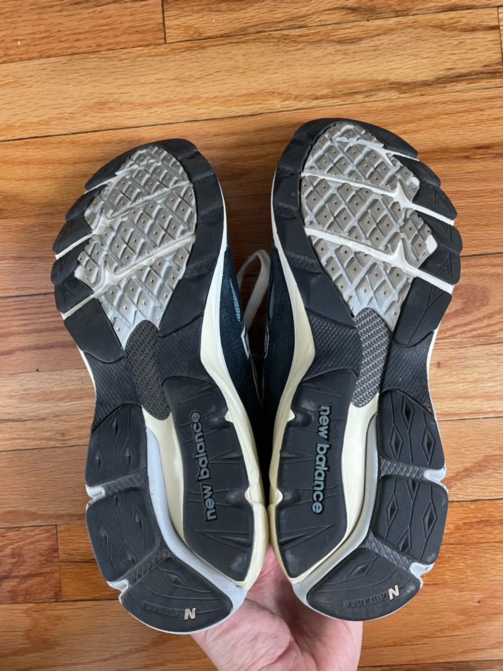 New Balance Men's Dark Blue and Light Blue 990v4 Athletic Sneakers - Picture 7 of 9